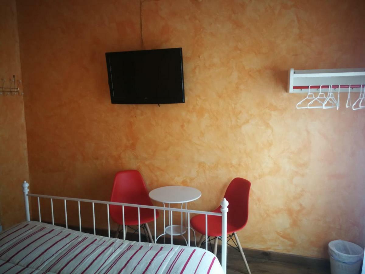 Hospedaje Menendez Pelayo Santander Exteriör bild