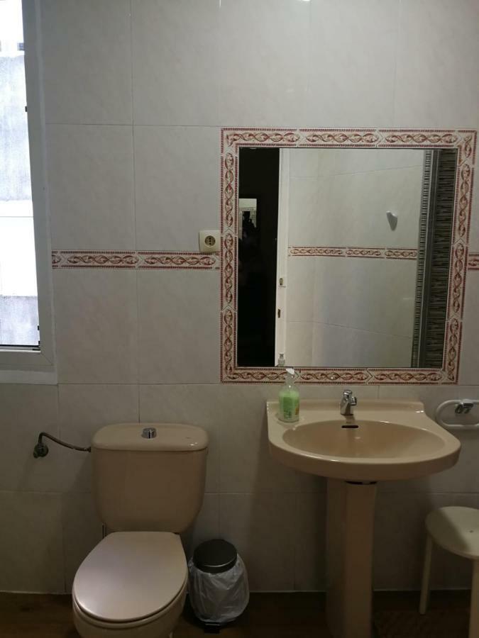 Hospedaje Menendez Pelayo Santander Exteriör bild